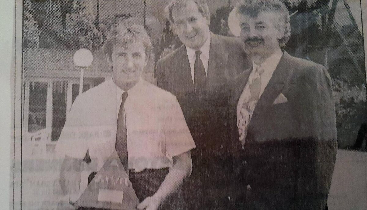 Cork hurler Brian Corcoran who received the Sunday Press/Bass Sportstar of the month award from Eoin O'Hea, Tennents Ireland Ltd (centre). Also pictured is Neil Tobin, Cork District Manager, Irish Press Newspapers in 1992. 