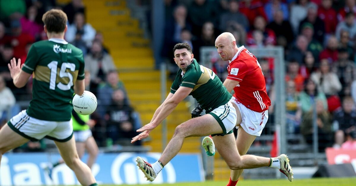 Brian O'Driscoll and Mark Cronin bright lights in poor Killarney showing 