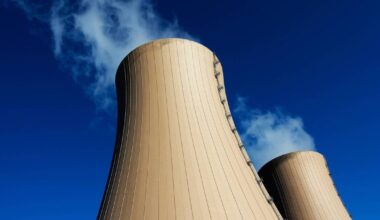 Bid to end Ireland's 1999 ban reignites nuclear power debate