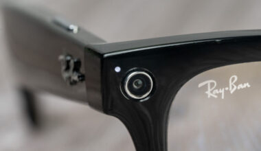 Calls to limit the use of 'creepy' AI smart glasses to film people without consent 