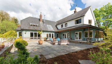 Late comedian Jon Kenny’s Limerick home goes on the market for €1.2m