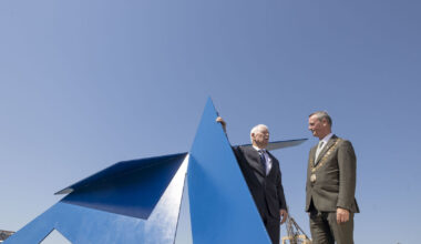 Current and former lord mayor unveil refurbished Cork sculpture 