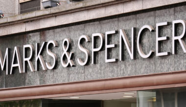 Women enters guilty plea to theft charges after escaping arrest in Cork city