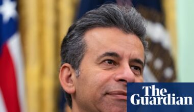 Marty Makary departs FDA after clashes with Trump over fruit-flavored vapes | Trump administration