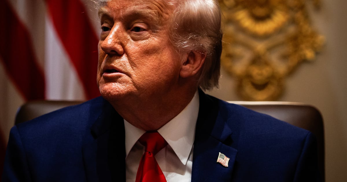 Trump threatens to ‘blow up’ US ally Oman amid talks over Strait of Hormuz – The Irish Times