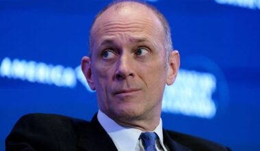 Fed's Goolsbee says rising productivity could restrain inflation or boost it