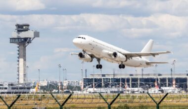 Major airline forced to shut down after 34 years - 15,000 jobs lost | Travel News | Travel