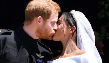 Meghan breaks royal rules with 'unprecedented' wedding photos | Royal | News