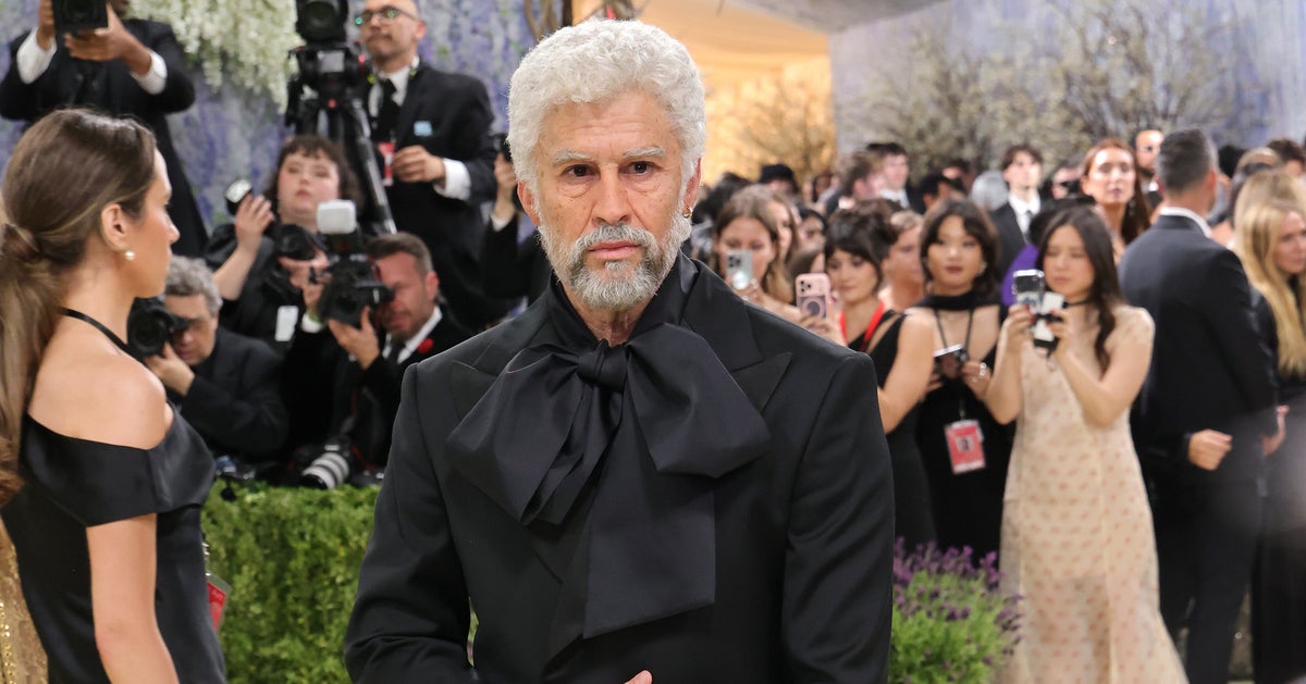 Who Is That Silver Fox? Superstar Ages Up For Jaw-Dropping Met Gala Look.