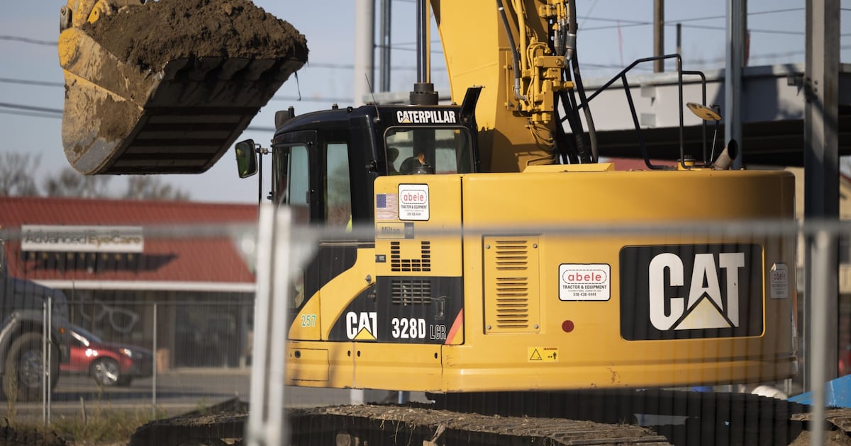 Caterpillar bulldozes into fresh ground as Dow’s unlikely AI darling – The Irish Times