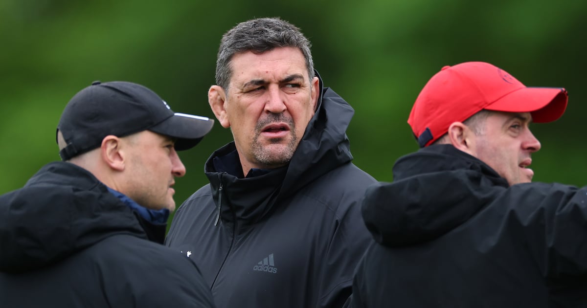 Clayton McMillan staying on as Munster head coach is in the interest of both parties – The Irish Times