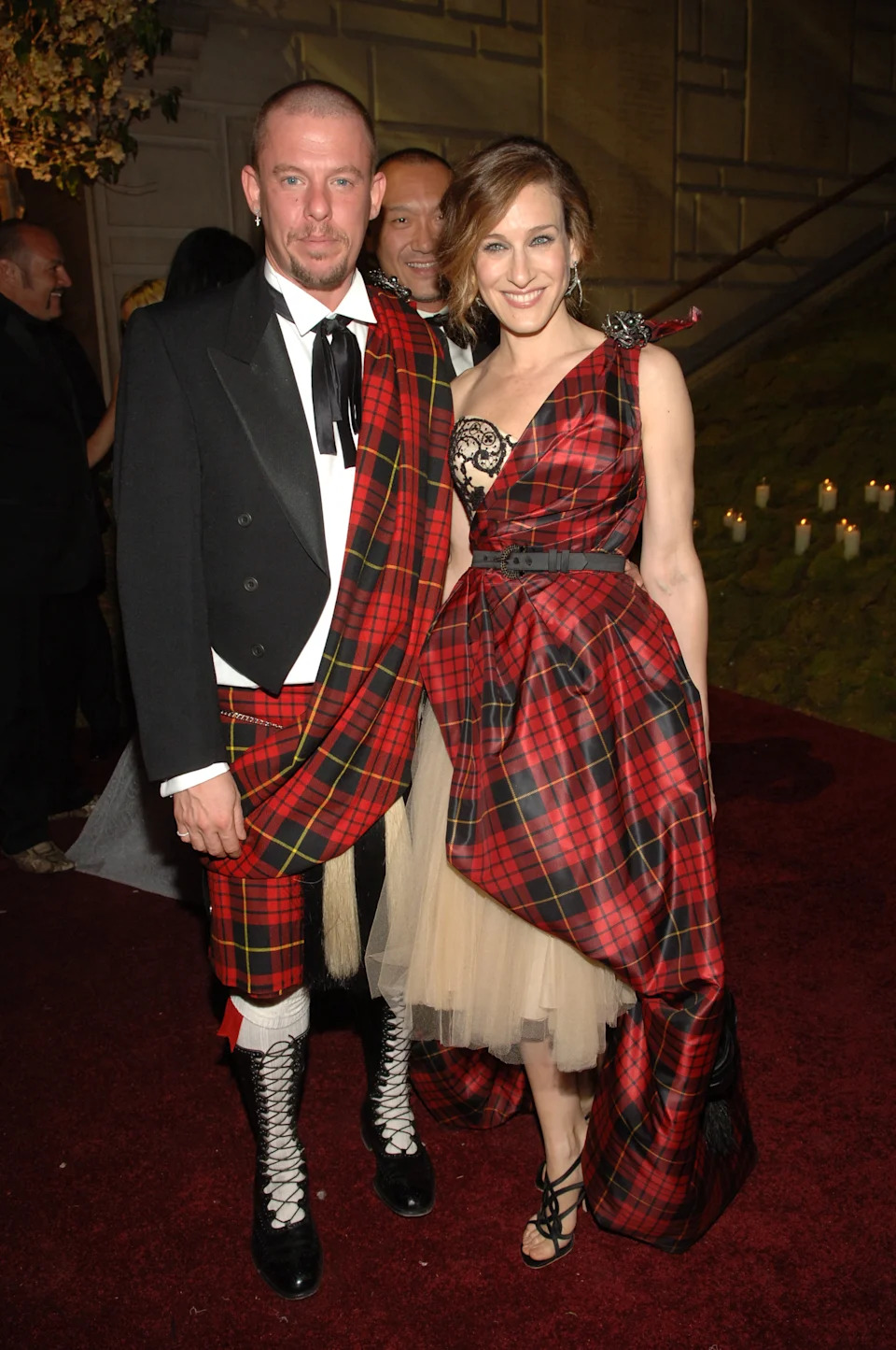 Alexander McQueen (L) and Sarah Jessica Parker attend the Metropolitan Museum of Art's annual Costume Institute gala. (Photo by Fairchild Archive/Penske Media via Getty Images)