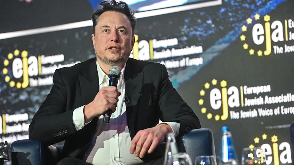 Elon Musk's SpaceX Junk Could Make a Crater on the Moon