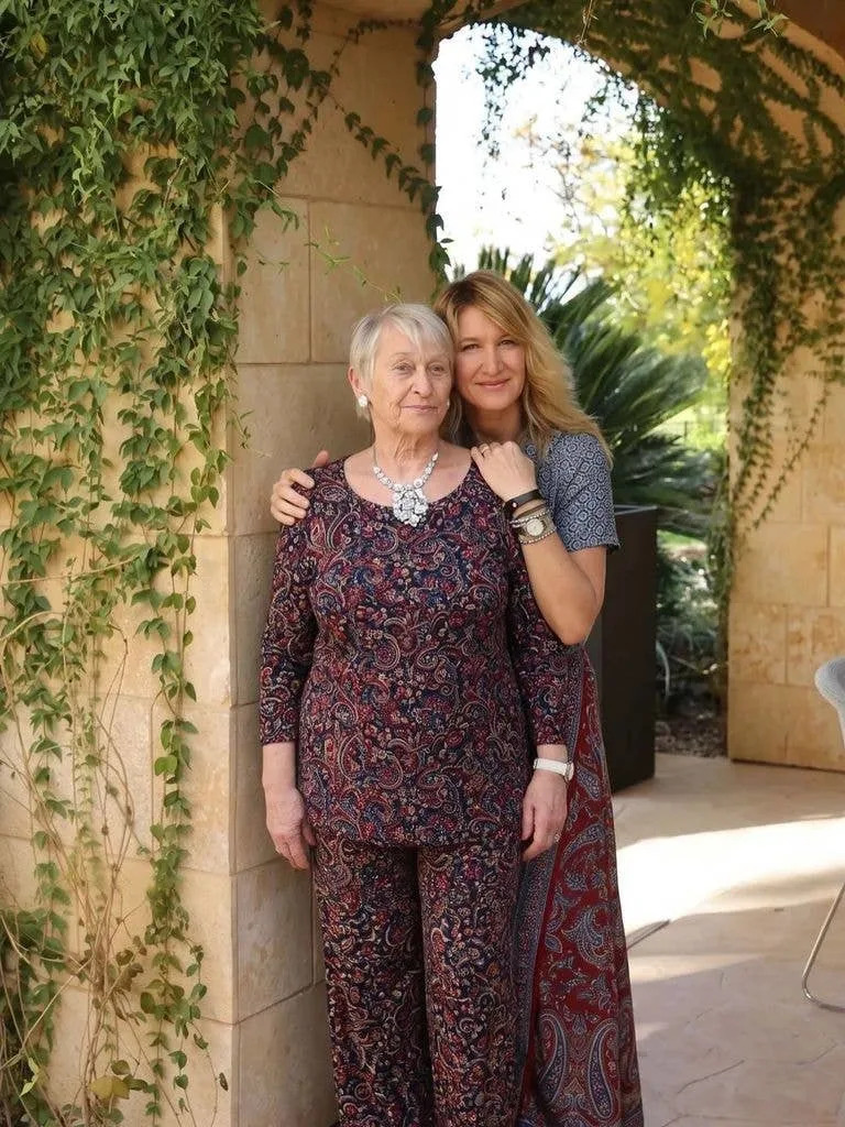 Steffi is seen embracing her mother Heidi