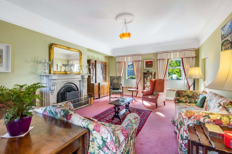 Drawingroom opens out to back garden