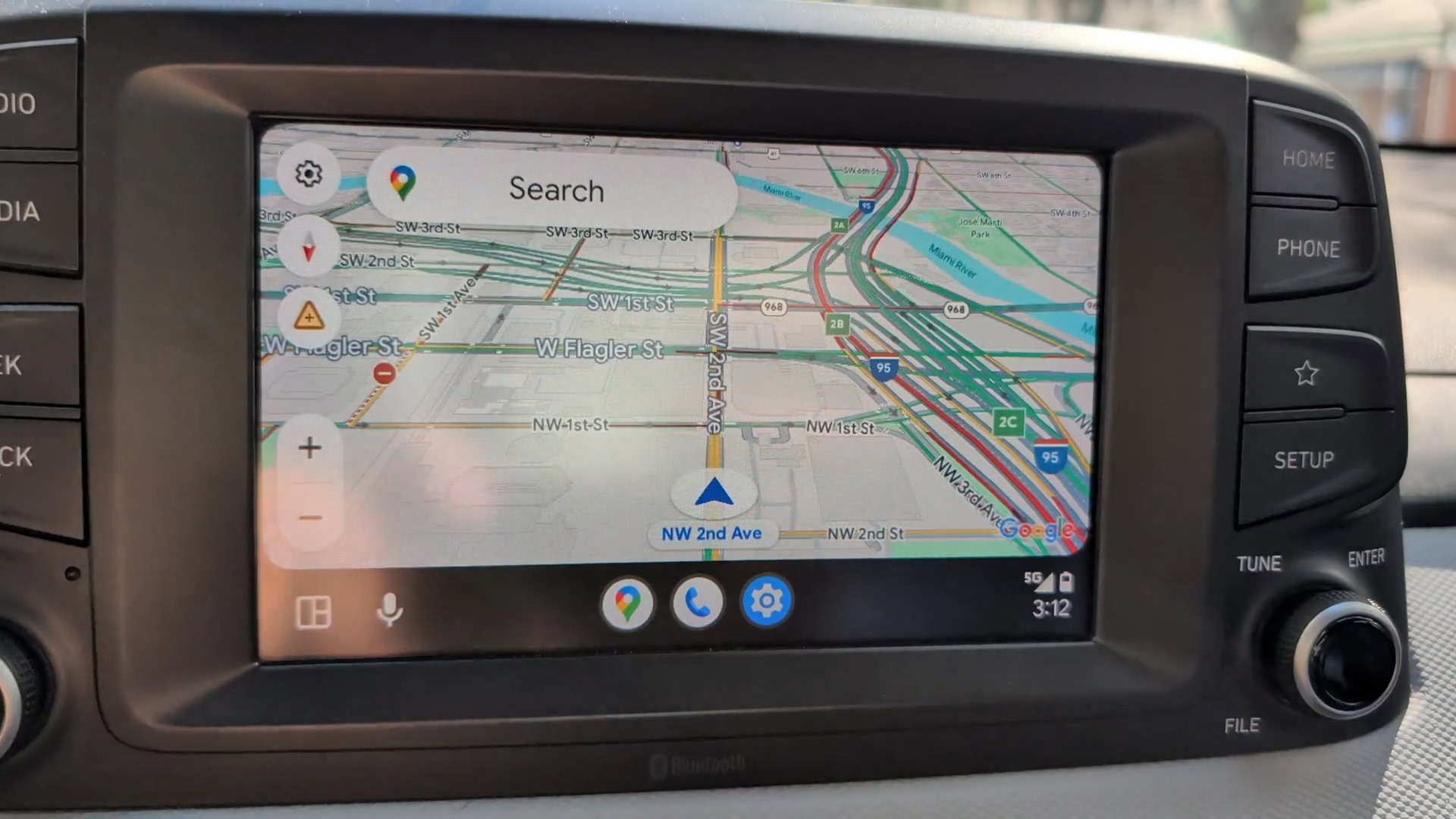 Android Auto Google Maps centered Android Auto Google Maps centered