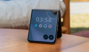 Motorola Razr Ultra 2026 review: Copy and paste
