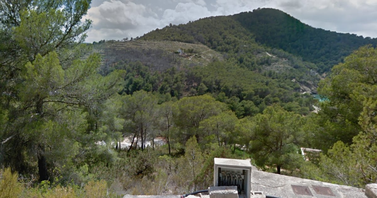 Irish man in late 30s dies in Ibiza after fall from cliff – The Irish Times