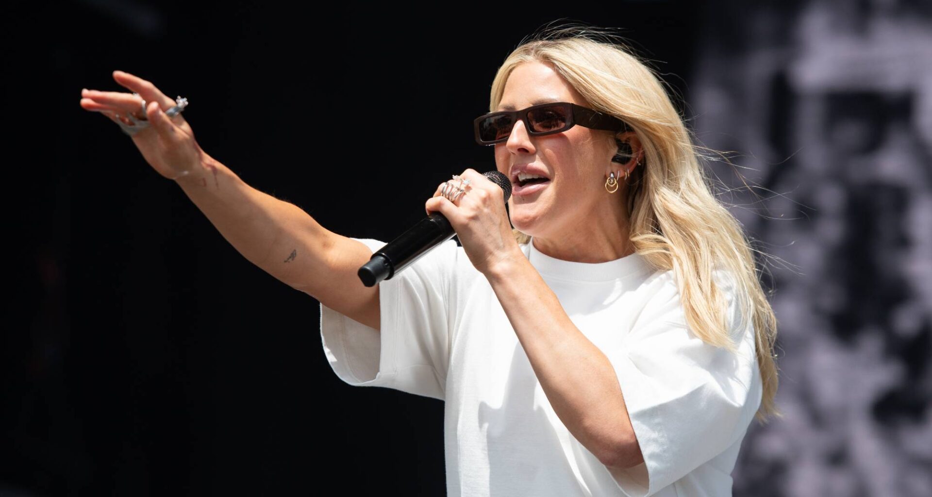 Watch Ellie Goulding cover Justin Bieber's 'Daisies' at BBC Radio 1's Big Weekend