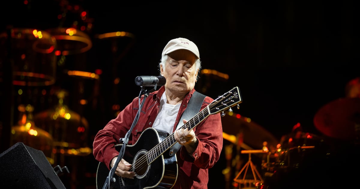 Paul Simon in Dublin review: An emotionally flooring, intimate performance – The Irish Times