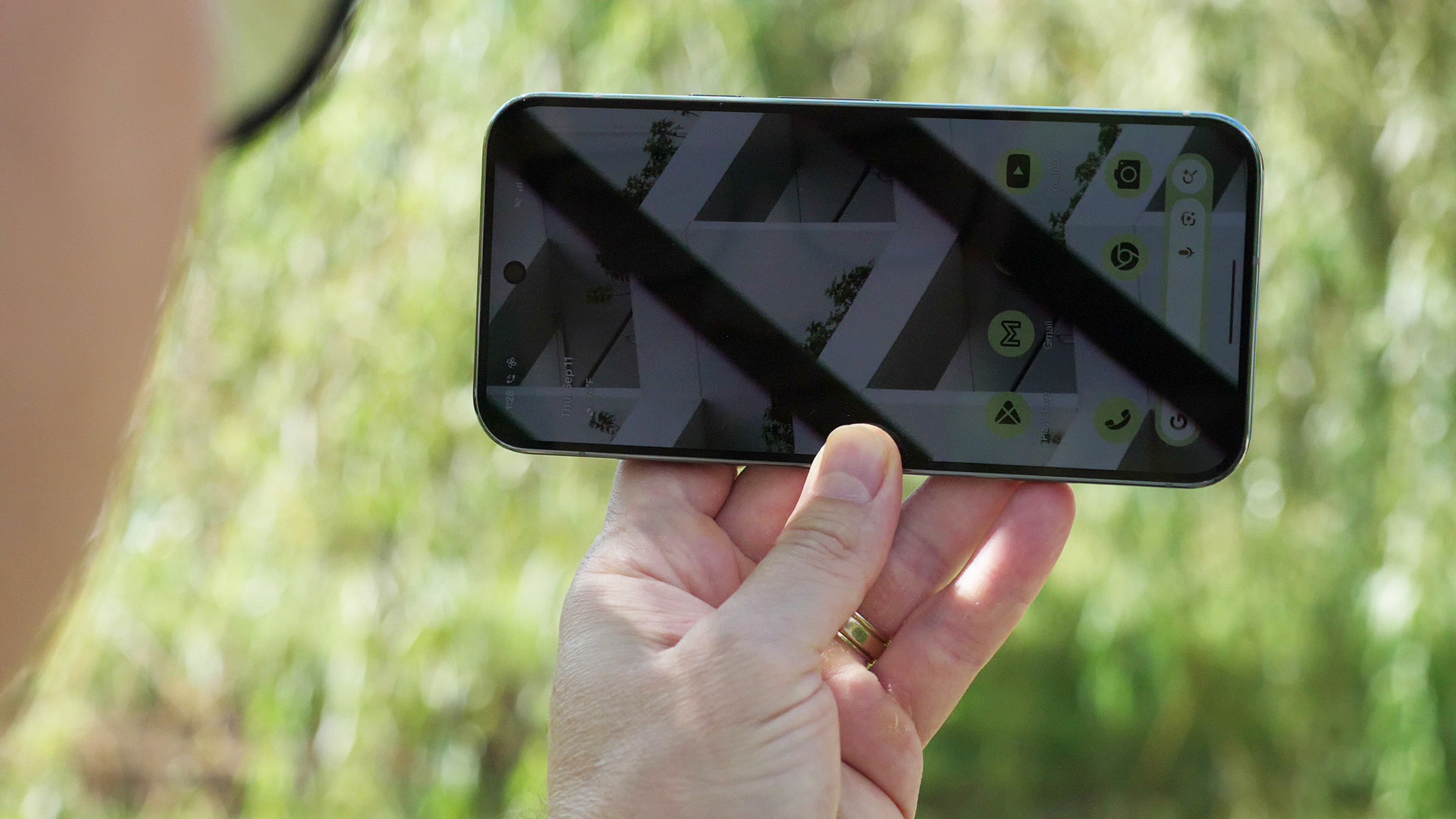 Looking at the PWM rate of the Google Pixel 9 Pro XL with a 1/6400 camera shutter speed