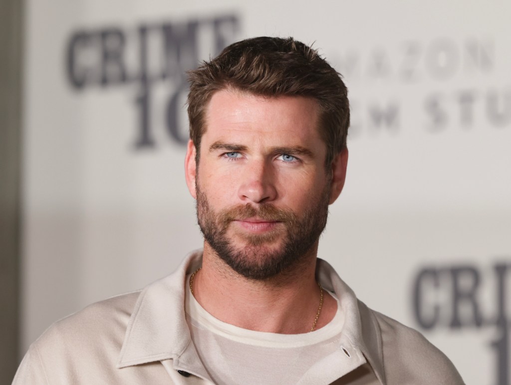 Liam Hemsworth To Star In Scott Free Film 'They Like The Dark'