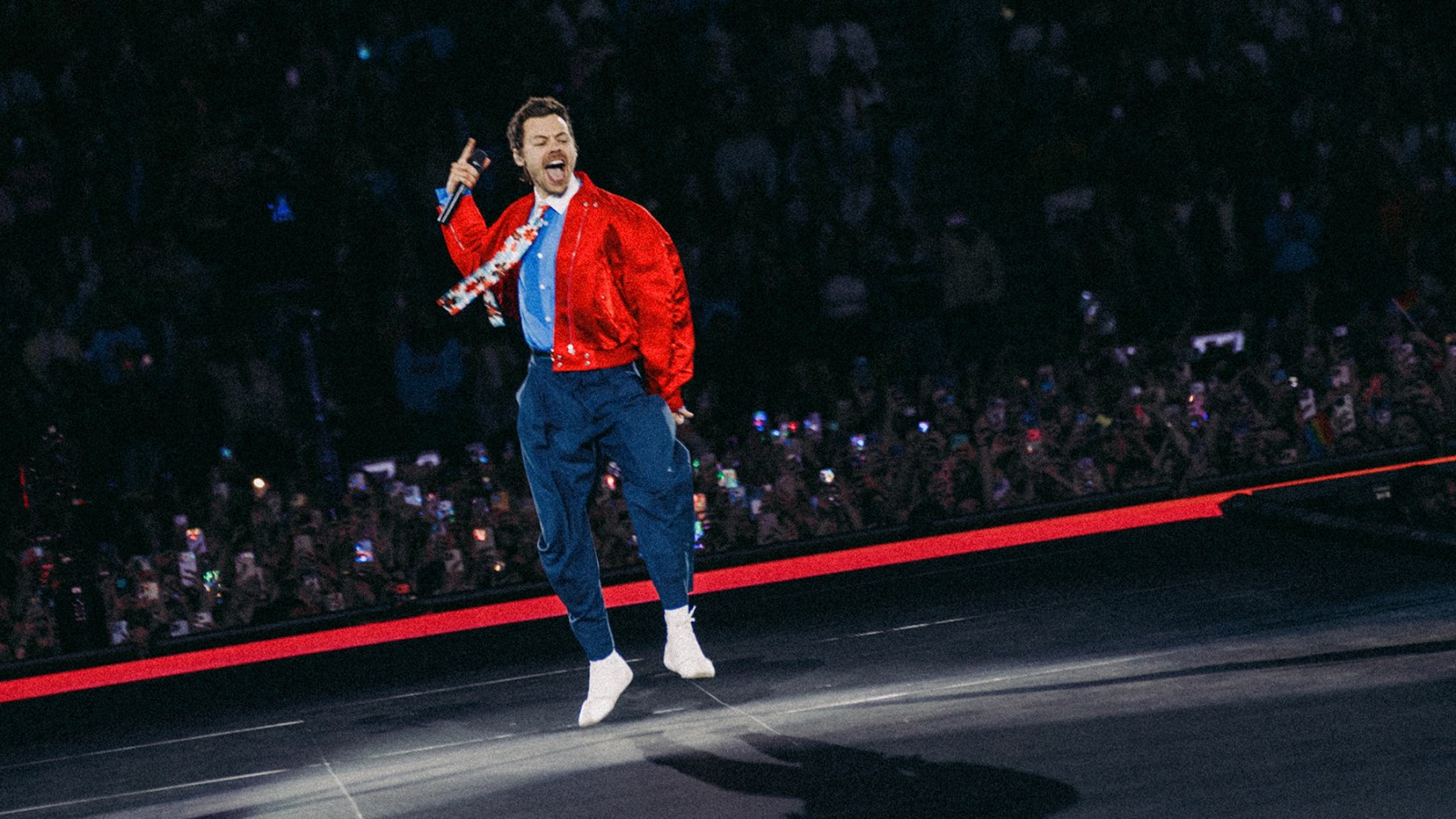 Harry Styles Makes a Triumphant Comeback in Amsterdam Tour Opener