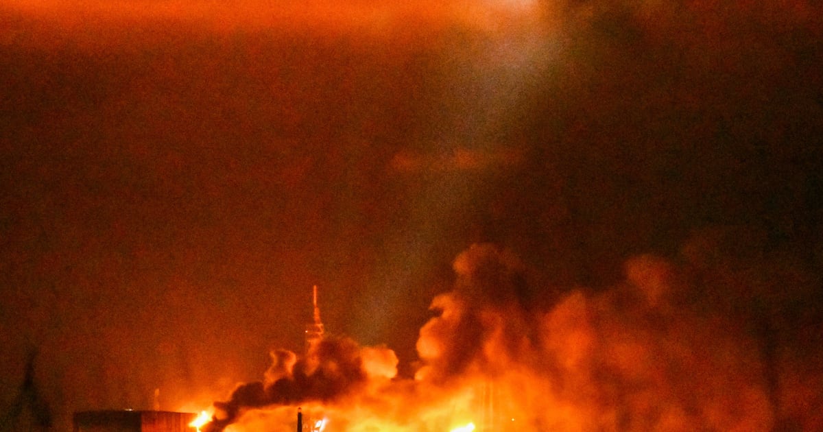 Blue Origin rocket explodes on launch pad – The Irish Times