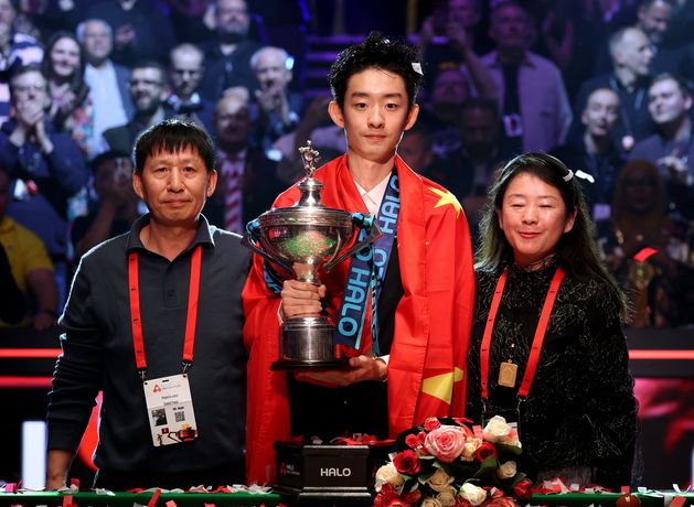 Wu Yize reveals mother’s health struggles and huge sacrifices to become world snooker champion