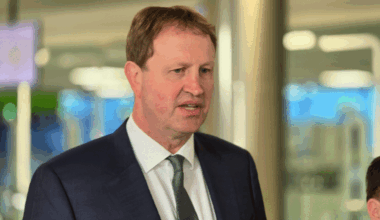 Minister confirms State-owned homes used for migrants
