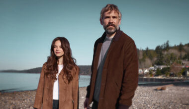 Murder in a Small Town: L-R: Kristin Kreuk and Rossif Sutherland.