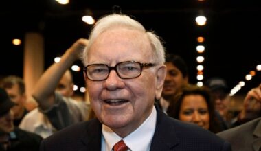 Why did Berkshire shares fail to price in life after Warren Buffett? – The Irish Times