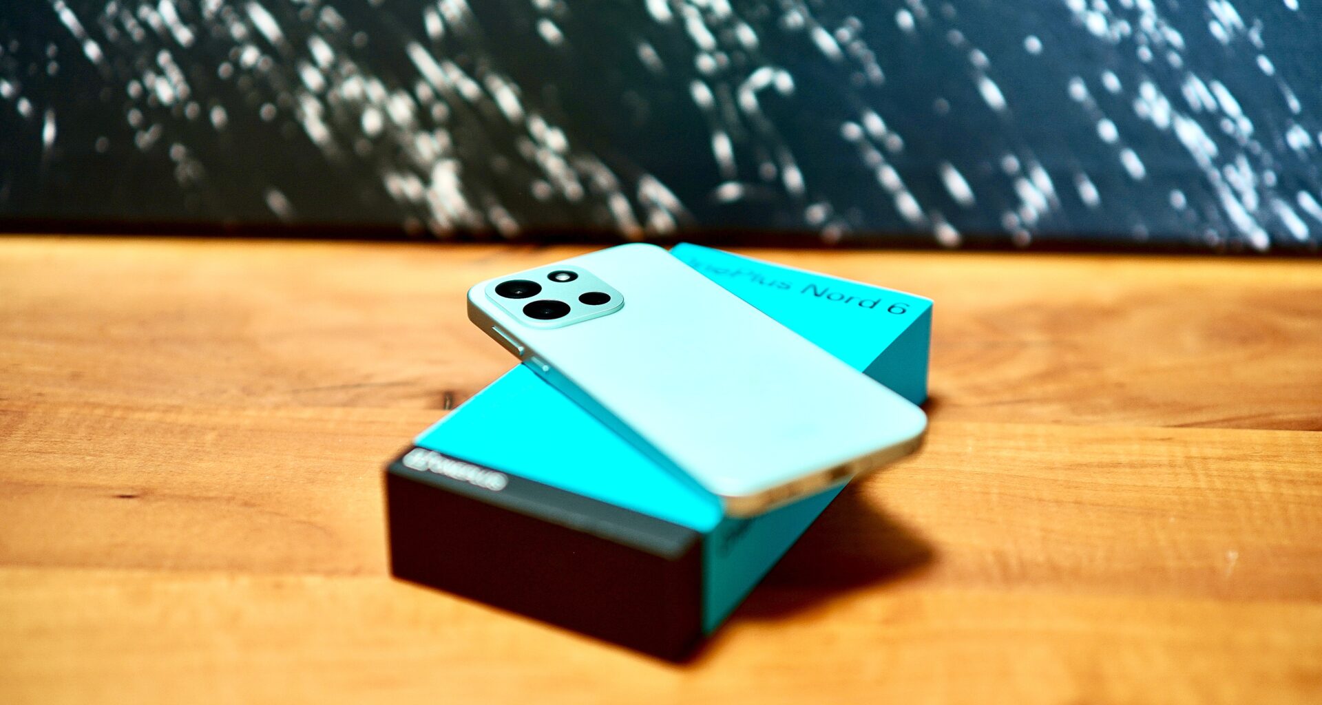 Why this mid-range smartphone beats even high-end chips