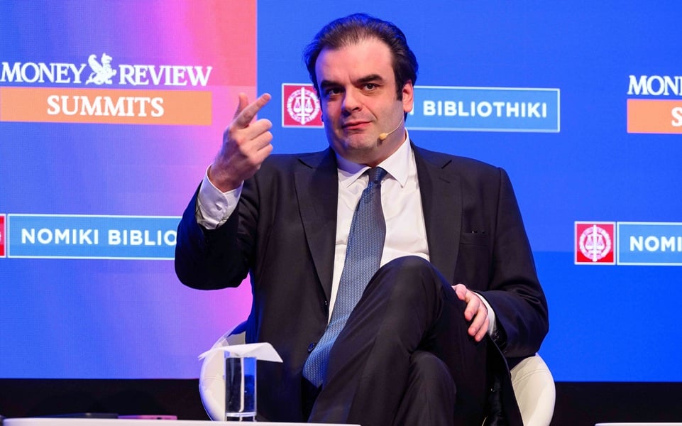 Greek debt management underlies market confidence