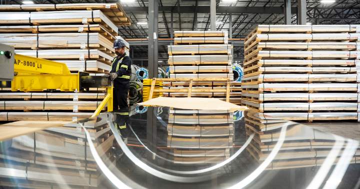Canada on ‘front lines’ of trade war as Joly unveils $1.5B tariff support plan - National