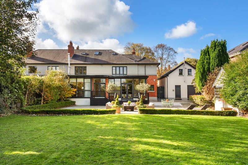 Garden and detached garage