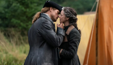 ‘Outlander’ series finale (and post-credits scene) explained