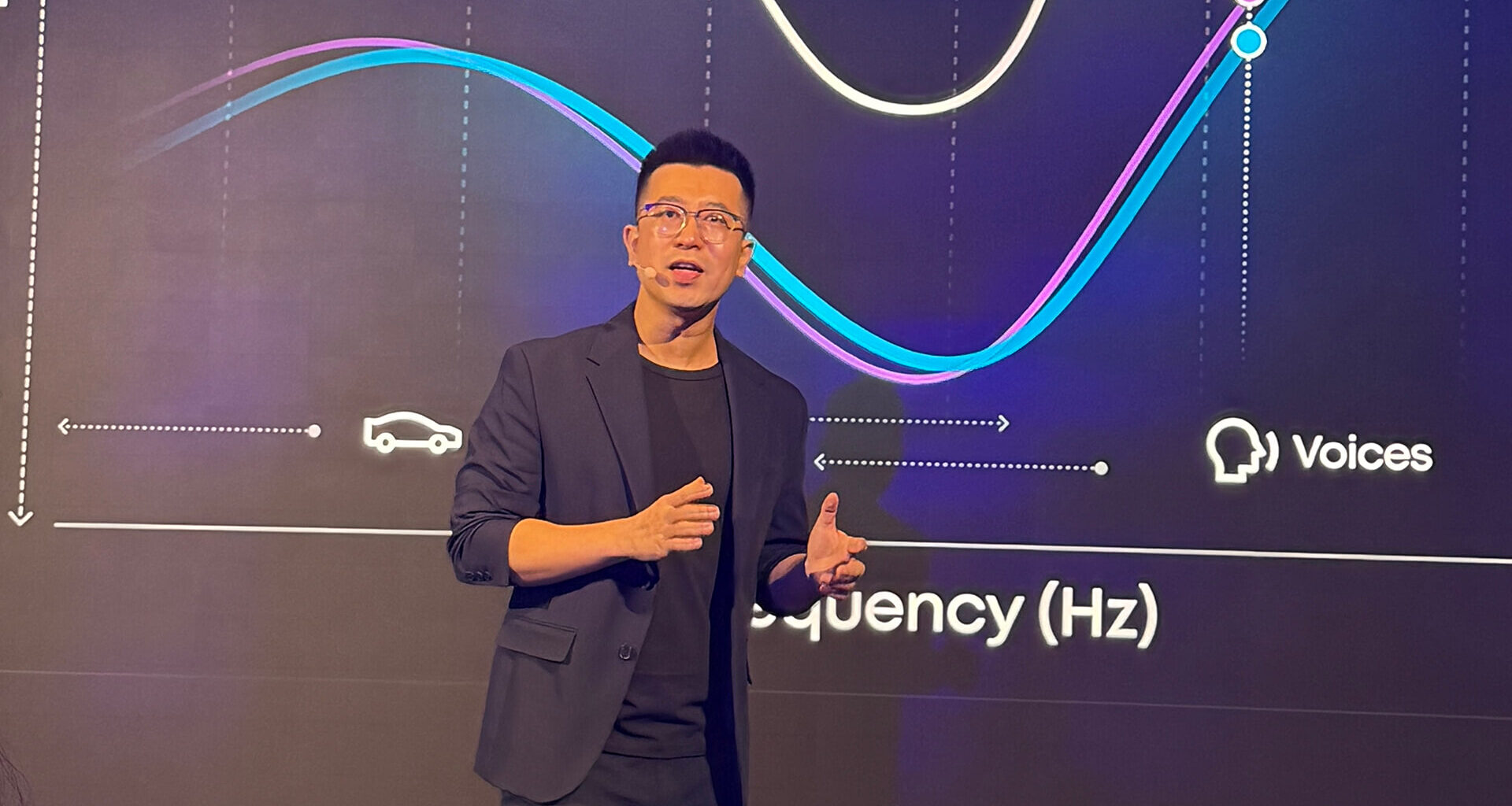Anker Day: World Record-Setting Earbuds, AI Projector Accessory