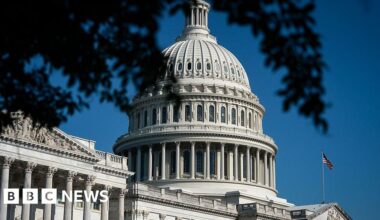 'Stupid on stilts' - Trump's investigation compensation fund draws ire of Republicans - BBC