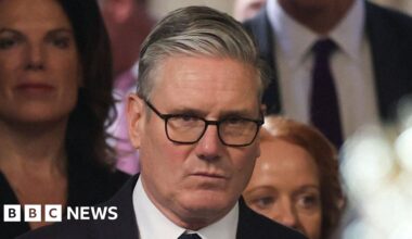 Why is the UK prime minister facing calls to quit? - BBC