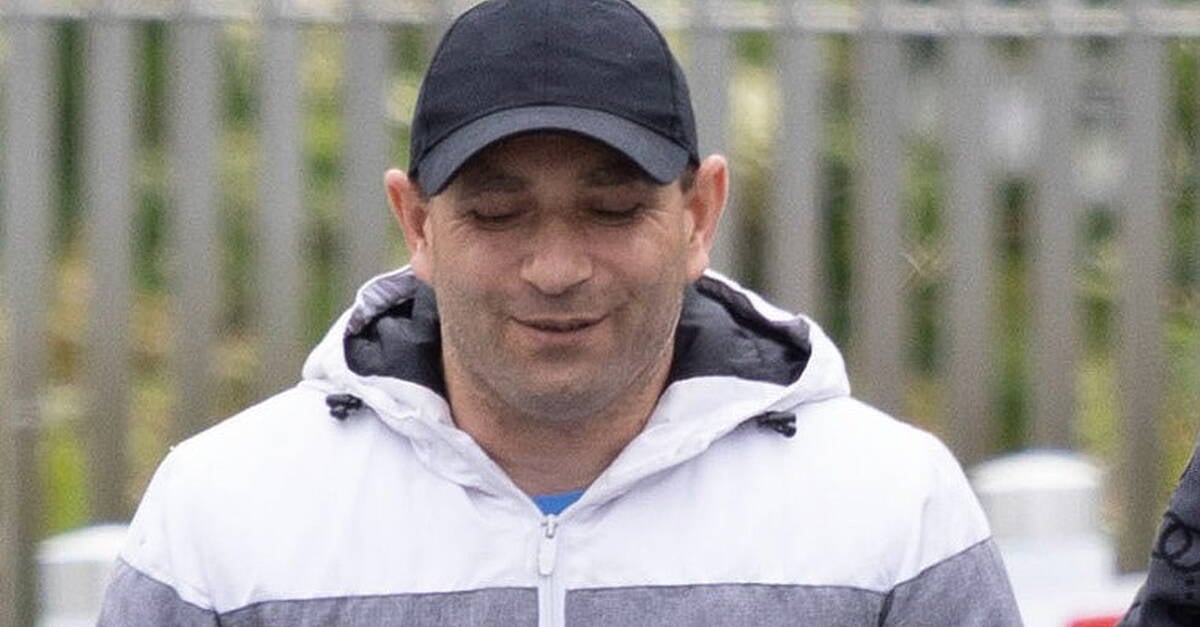 Ban for father-of-12 caught TWICE driving without insurance