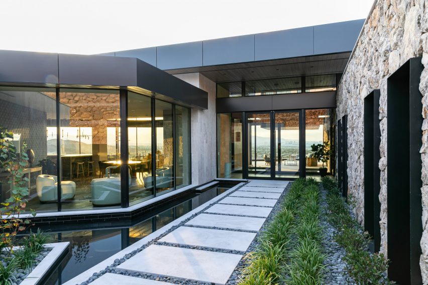Cloud Chaser by Brandon Architects