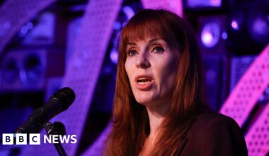 Rayner delivers 'last chance' warning to Starmer - BBC