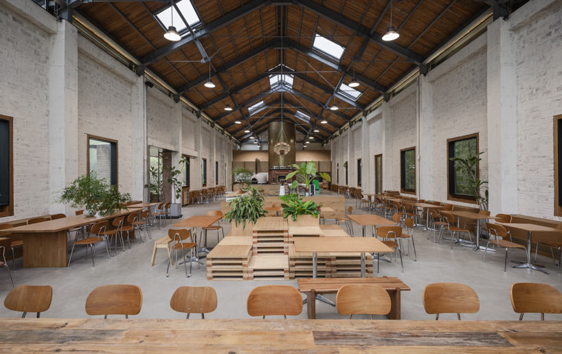 stone-oven bakery and restaurant reconfigures 1970s auditorium in rural china - 3