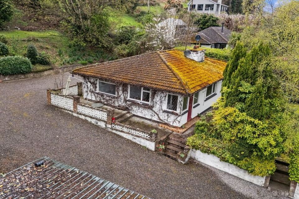 Rose Cottage, Scalp Road, Enniskerry, Co Wicklow.