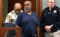 Duane Davis, accused of fatally shooting rapper Tupac Shakur in 1996, appears in court during his arraignment