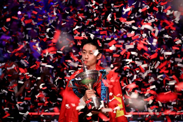 Wu Yize holds nerve in deciding frame to beat Shaun Murphy in Crucible classic and clinch World Championship title