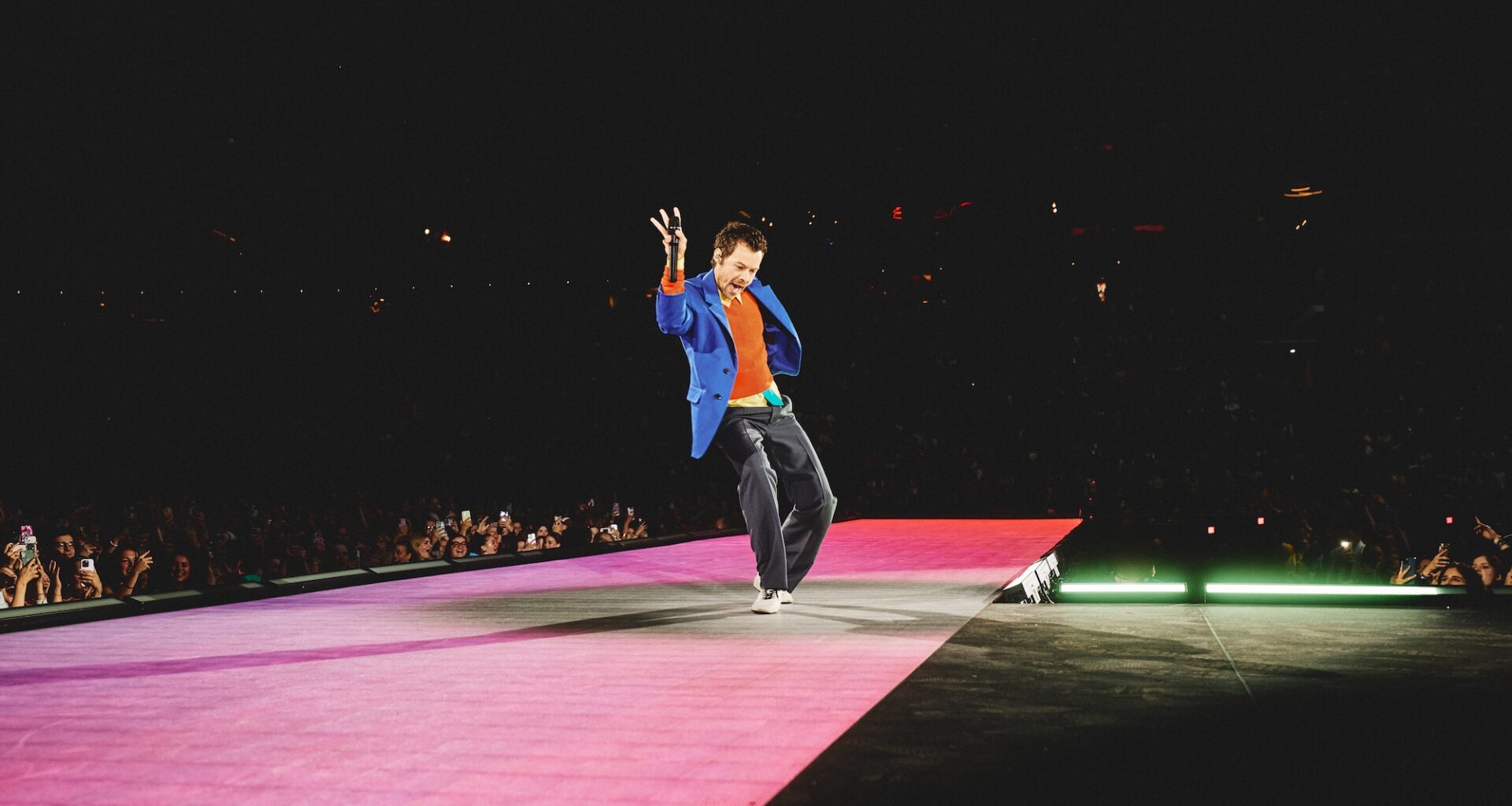 Harry Styles live in Amsterdam: a hopeful celebration
