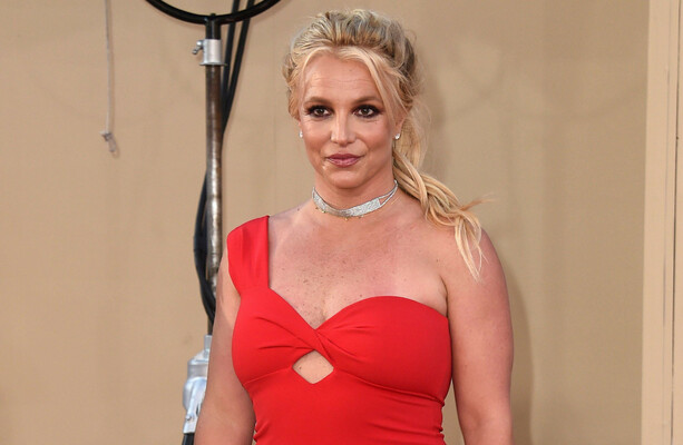 Britney Spears formally charged with driving under the influence of alcohol and drugs - The Journal