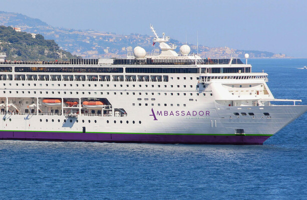 Passengers allowed to leave norovirus-hit cruise ship · TheJournal.ie